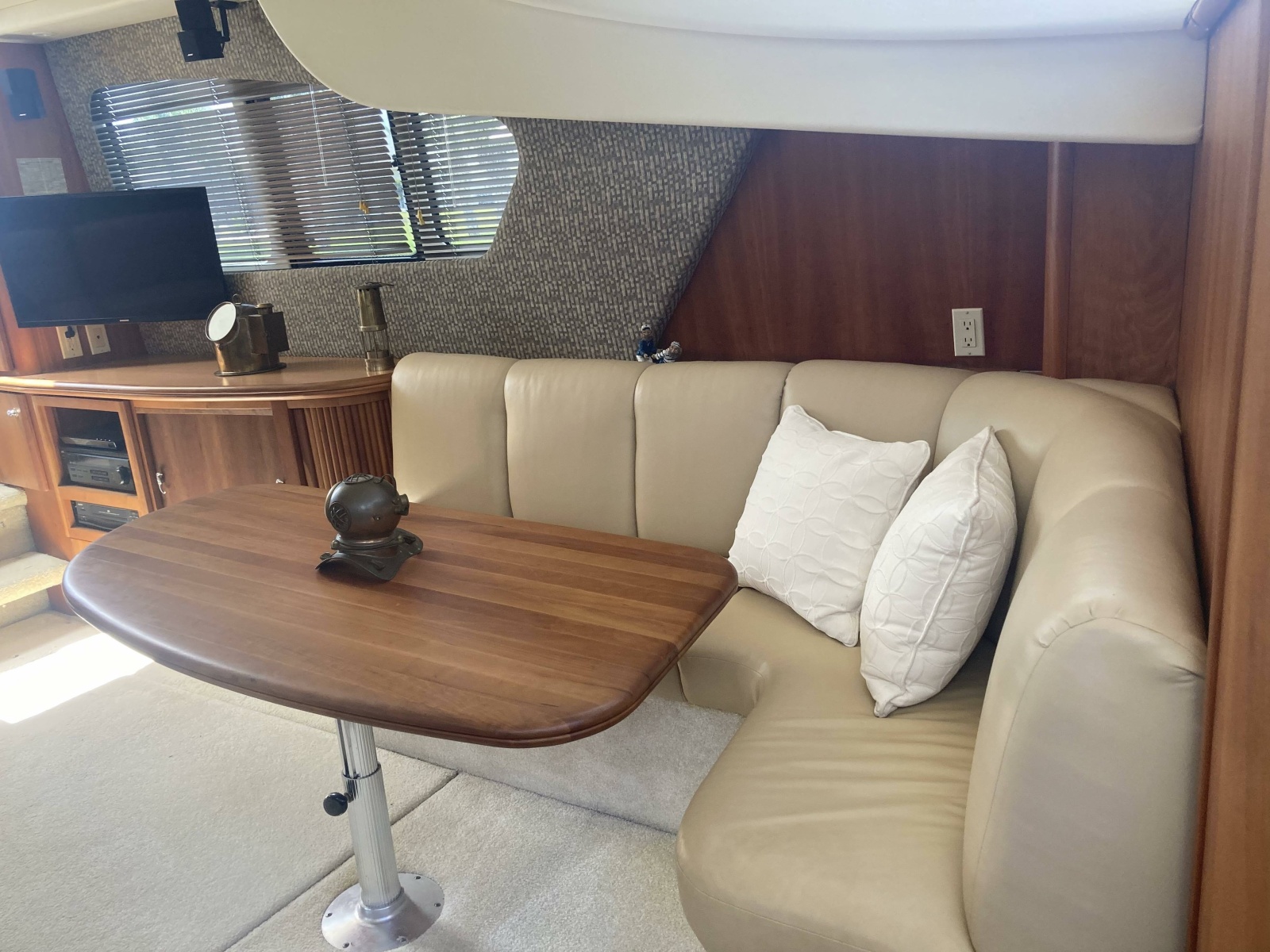 2002 Silverton Motoryacht