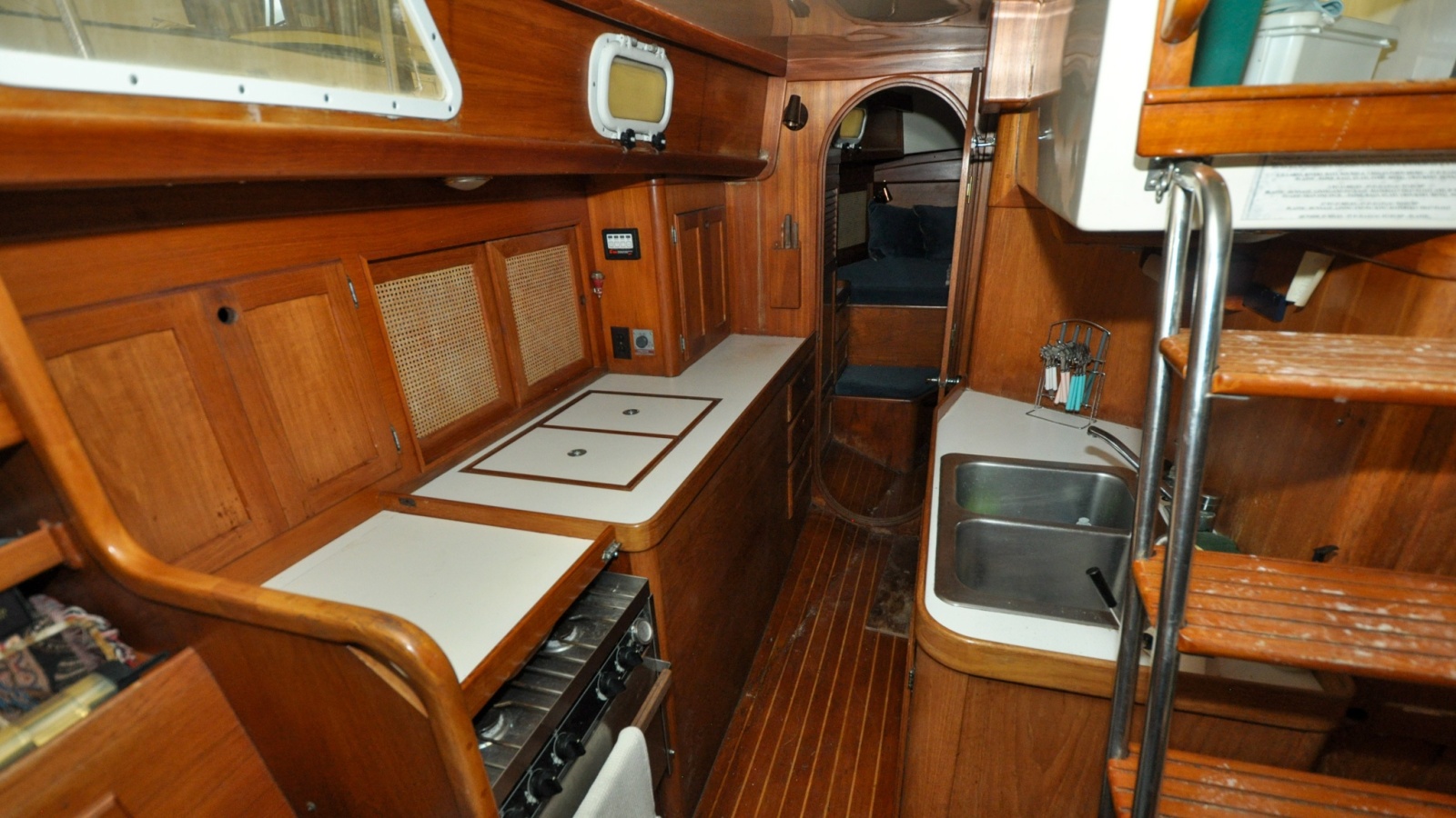 1984 Bristol 41.1 - Petrel