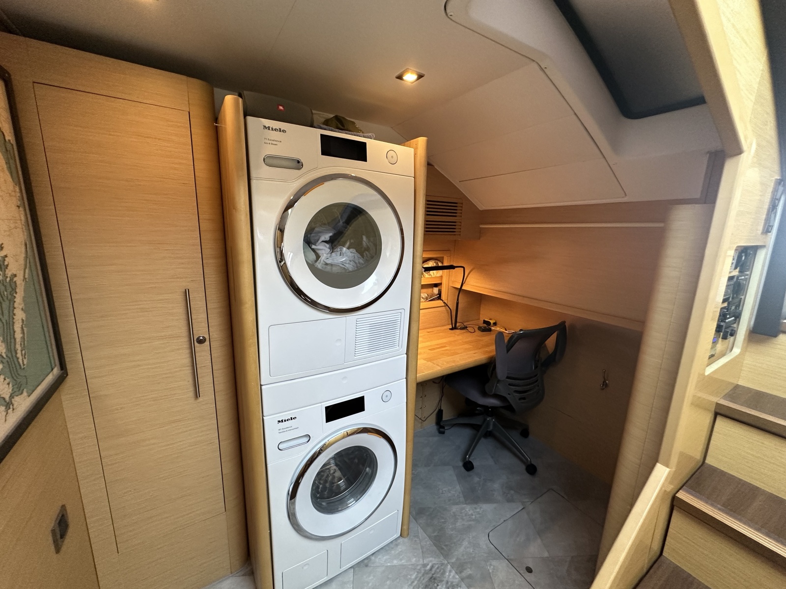 2011 Beneteau Monte Carlo 47