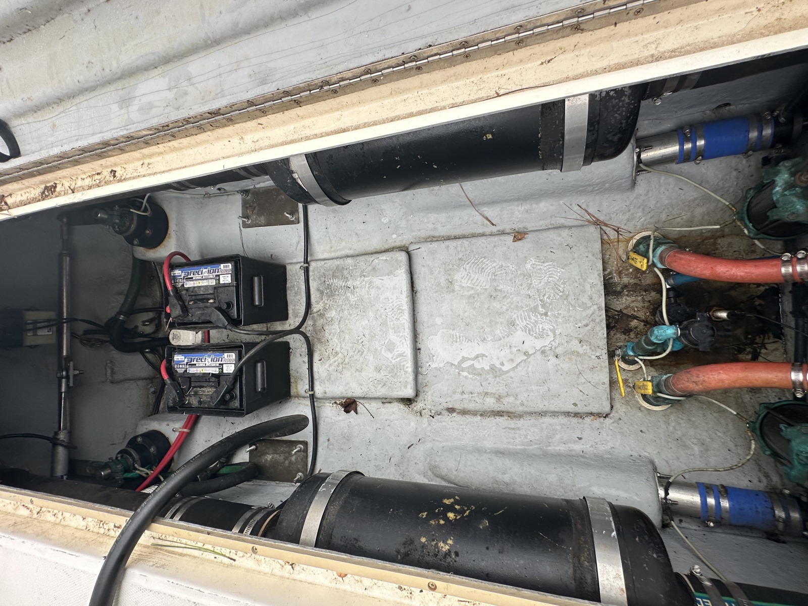 2000 Albemarle 280 Express Fisherman