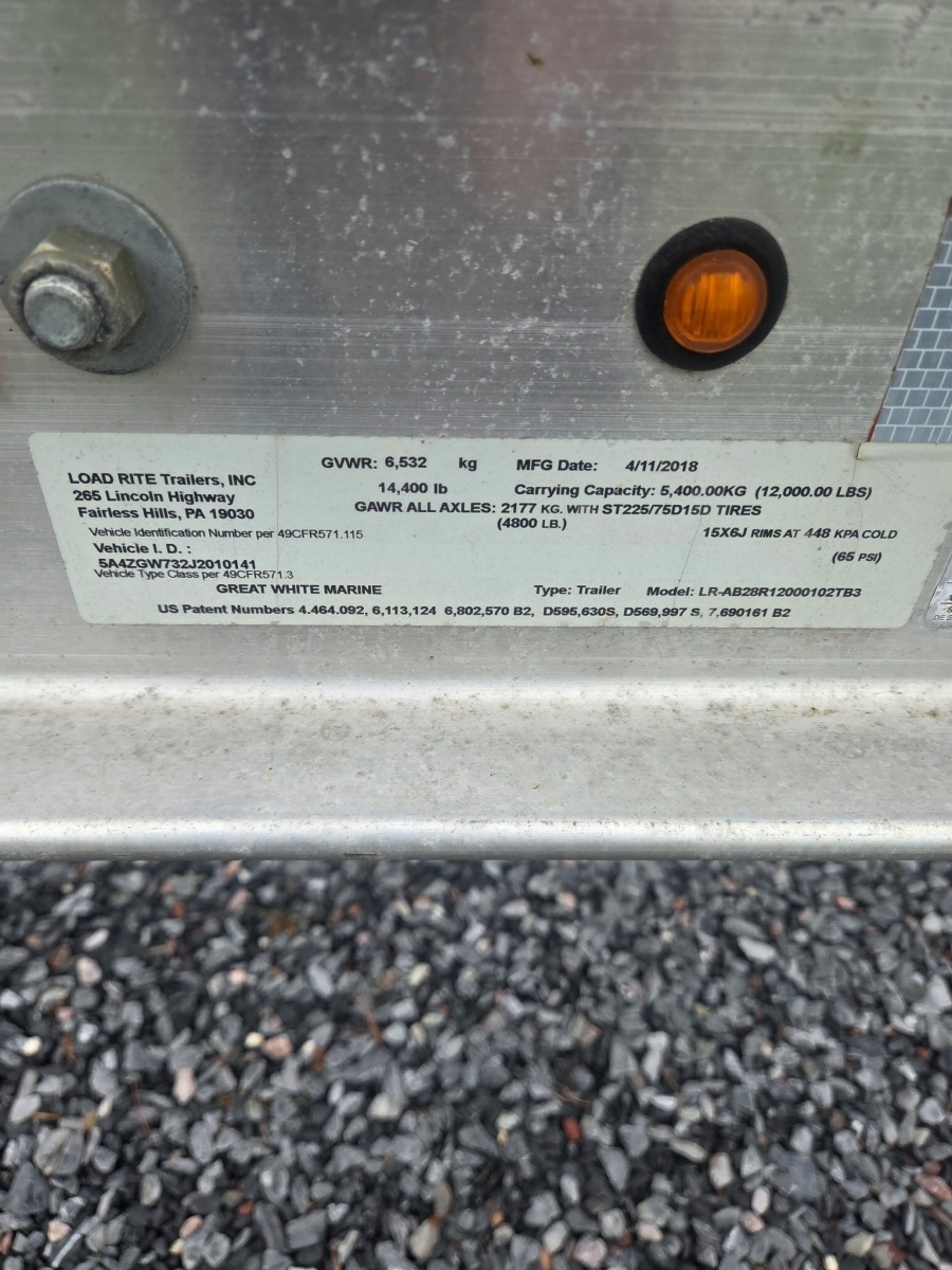 2000 Albemarle 280 Express Fisherman