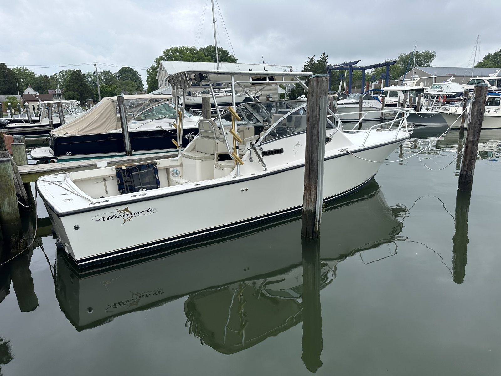 2000 Albemarle 280 Express Fisherman