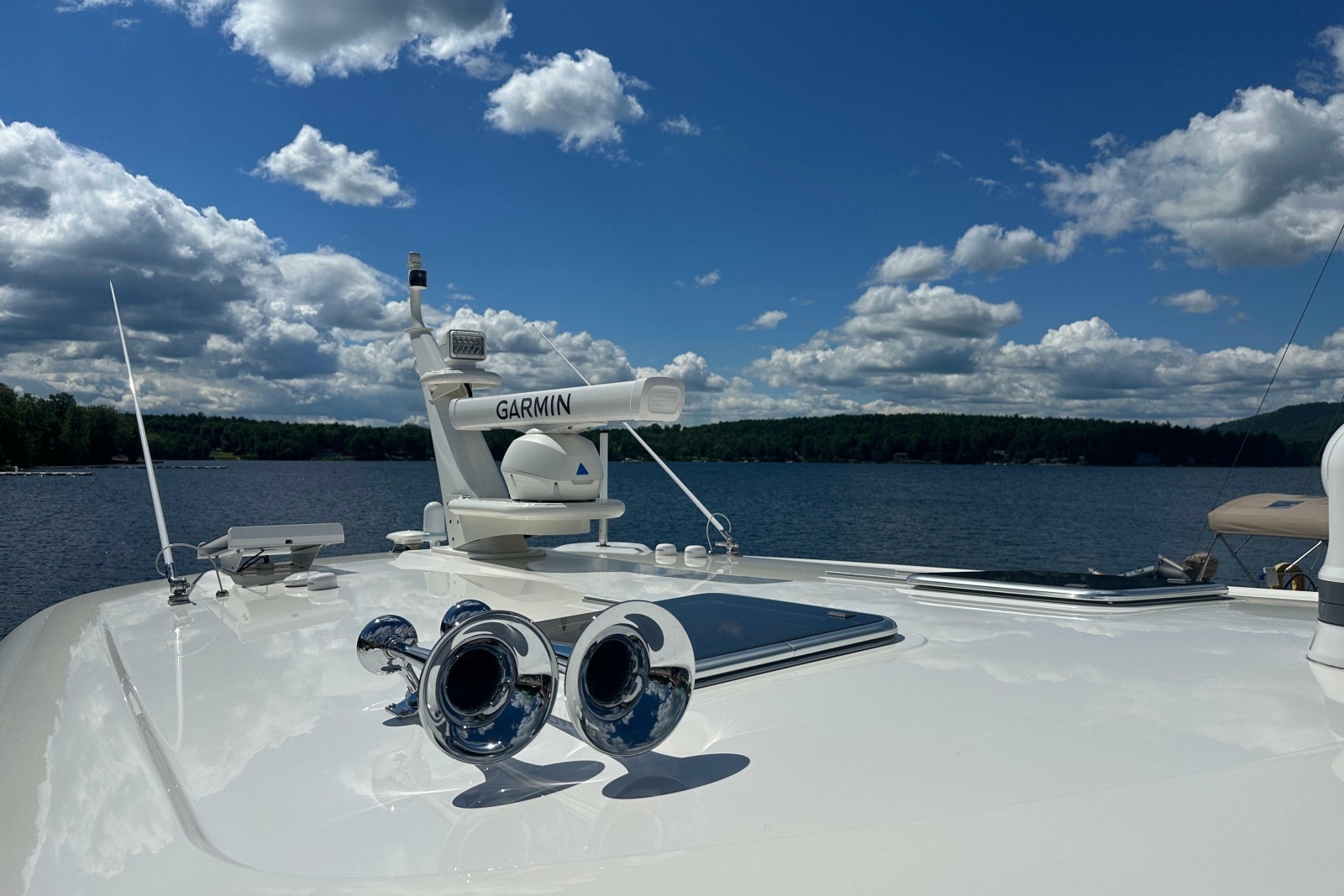 2025 Sabre 48 Salon Express