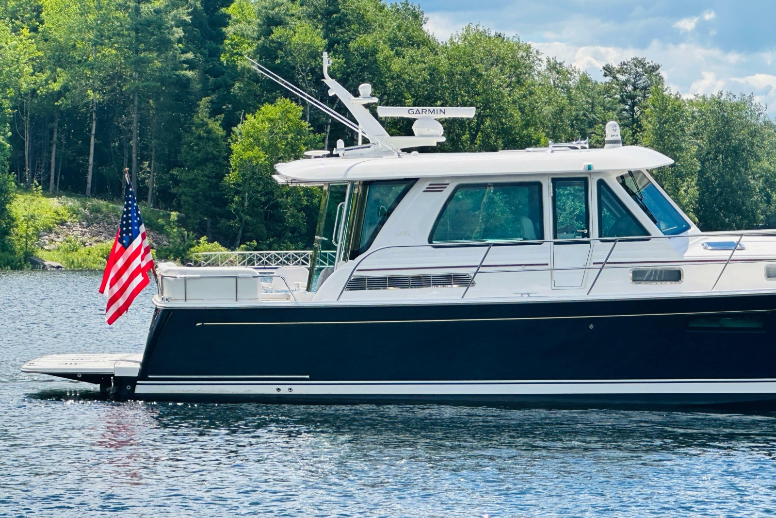 2025 Sabre 48 Salon Express