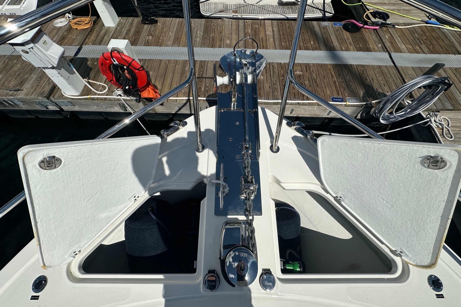 2025 Sabre 48 Salon Express