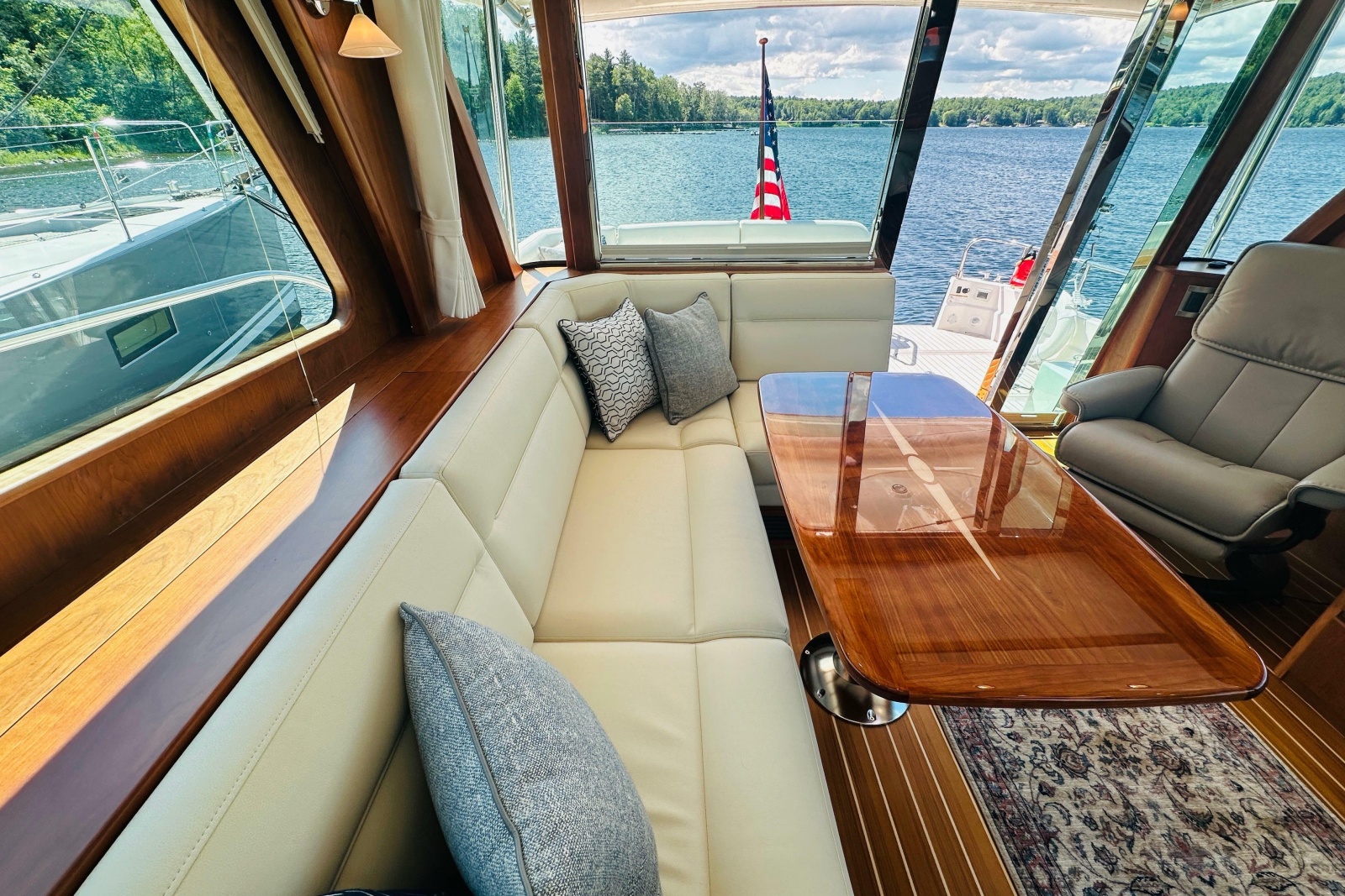 2025 Sabre 48 Salon Express