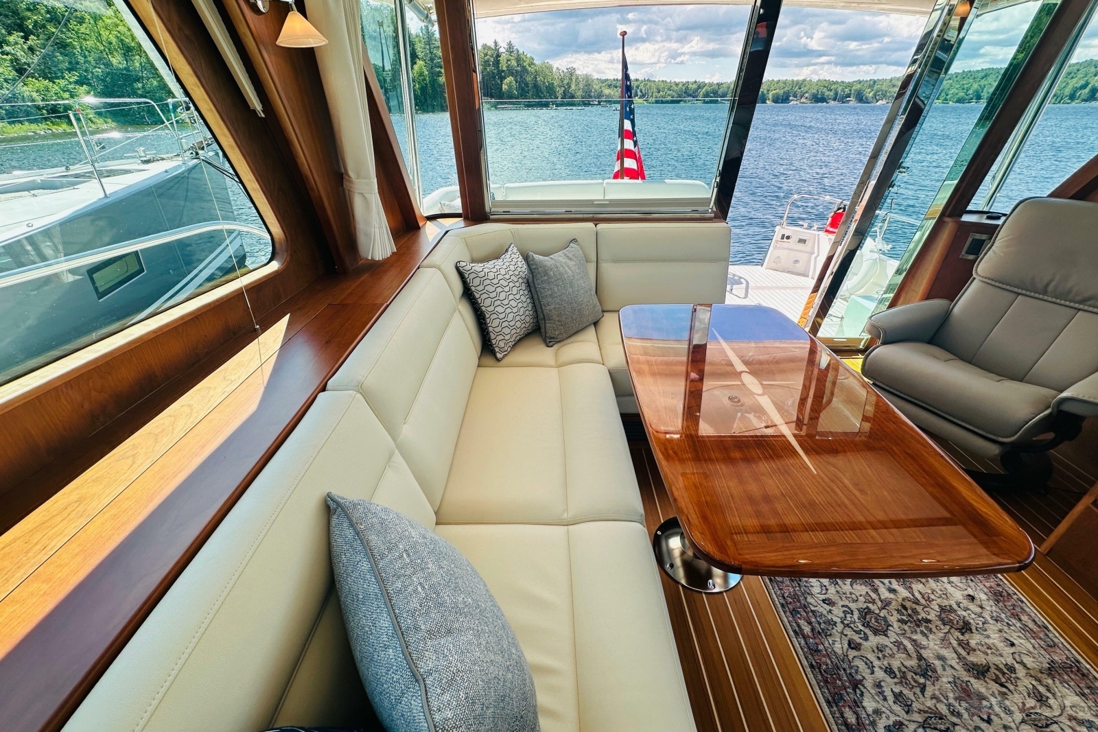 2025 Sabre 48 Salon Express