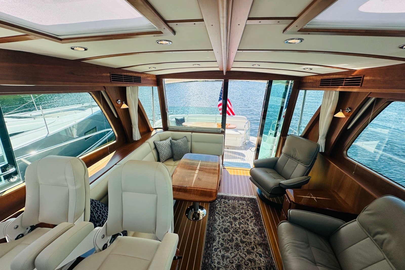 2025 Sabre 48 Salon Express