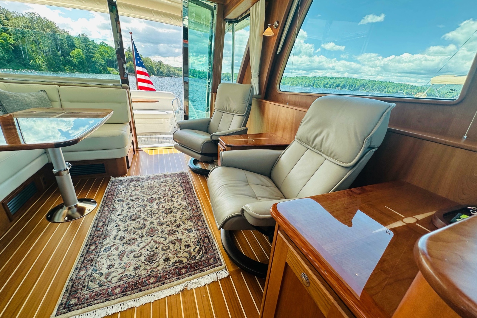 2025 Sabre 48 Salon Express