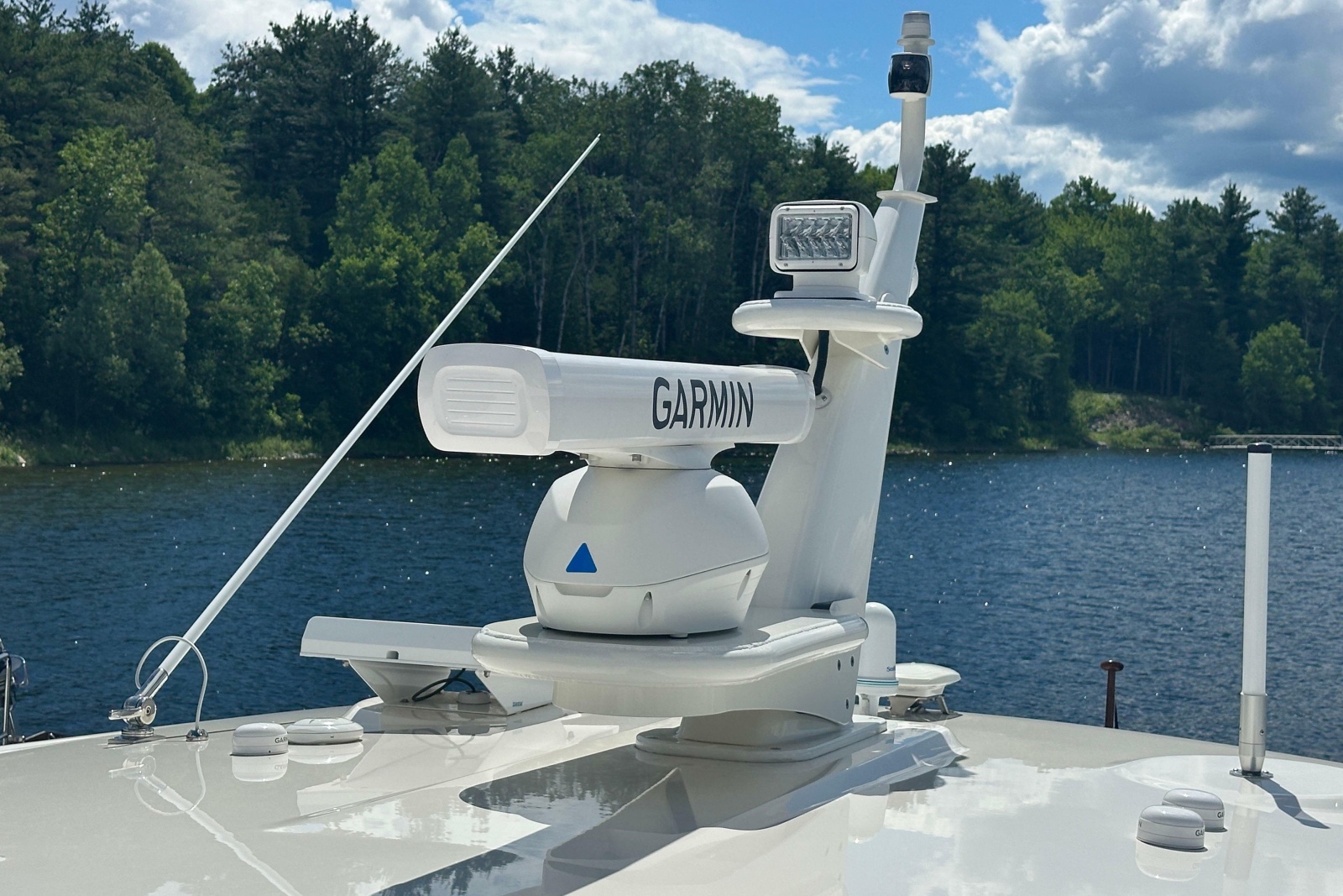 2025 Sabre 48 Salon Express