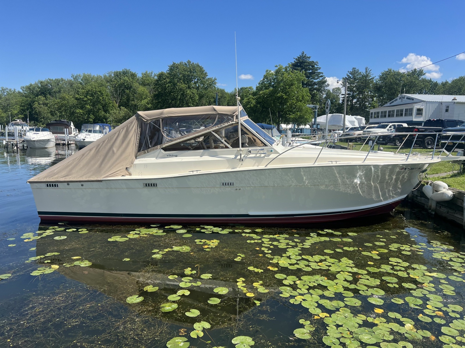 1985 Viking 35 Express
