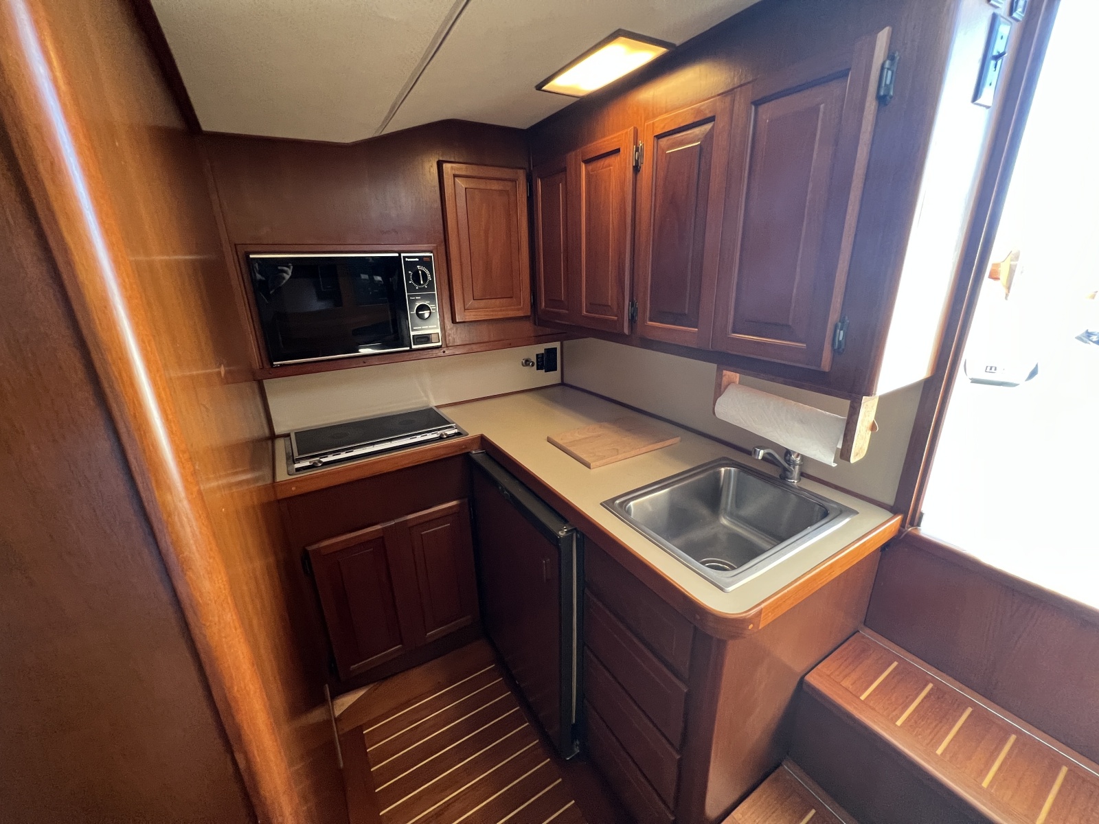 1985 Viking 35 Express