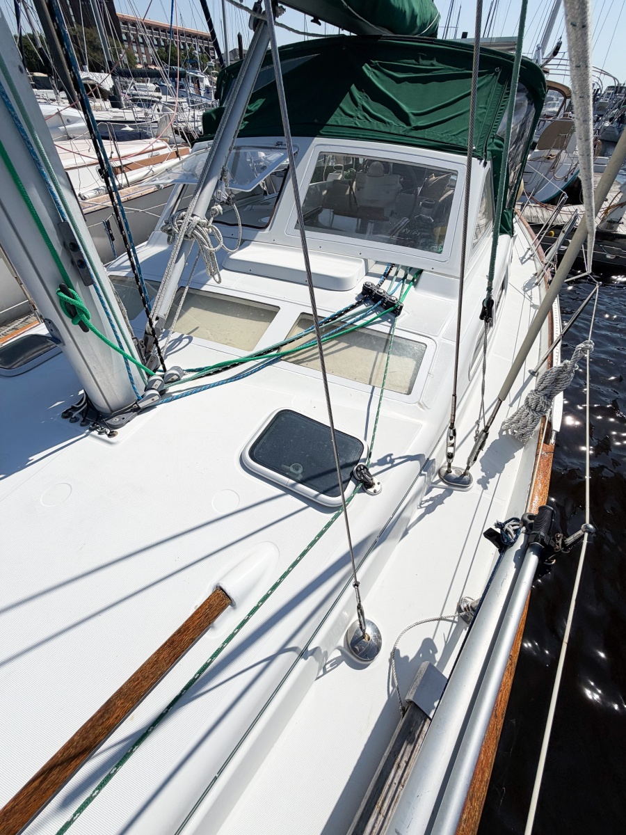 2002 Beneteau Oceanis 42CC