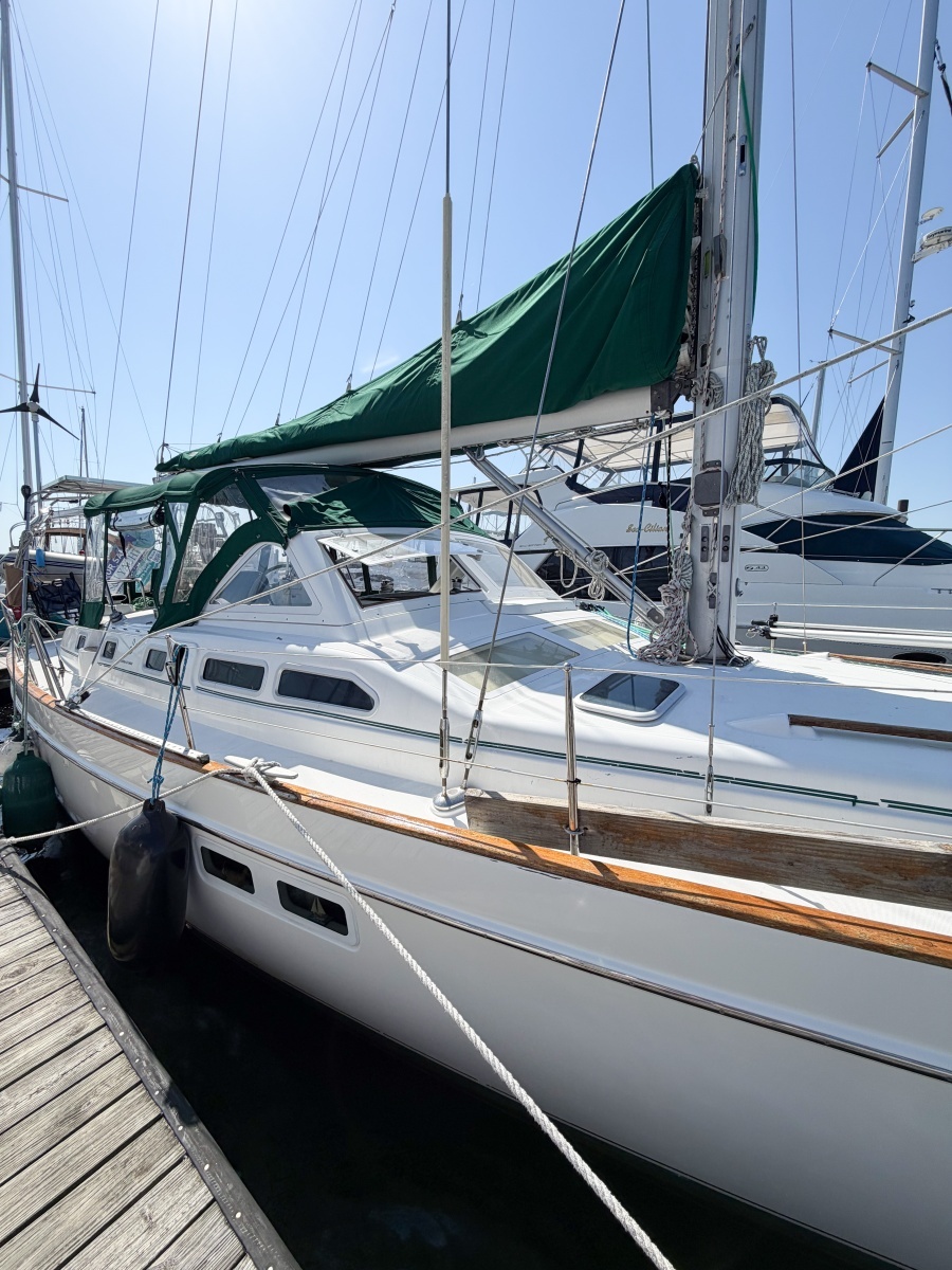 2002 Beneteau Oceanis 42CC