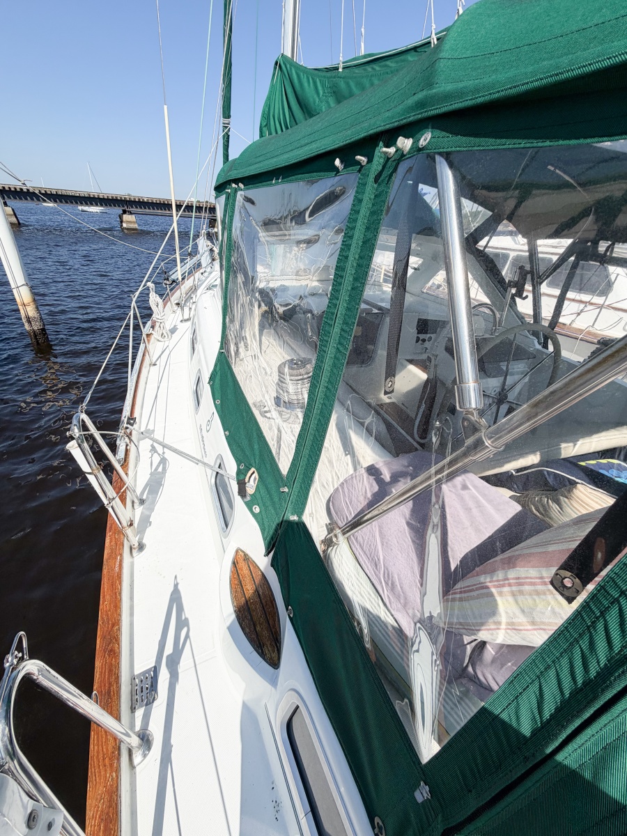 2002 Beneteau Oceanis 42CC