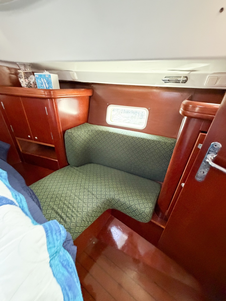 2002 Beneteau Oceanis 42CC