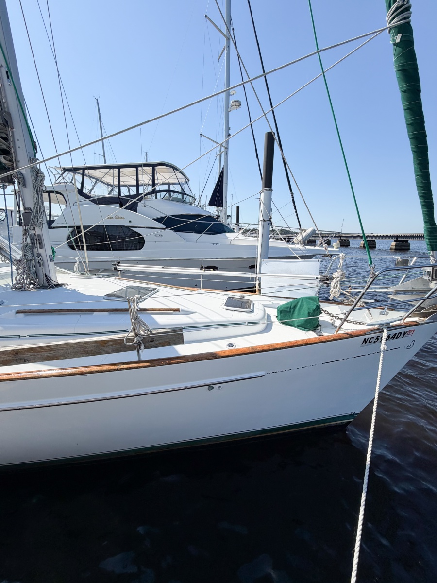2002 Beneteau Oceanis 42CC