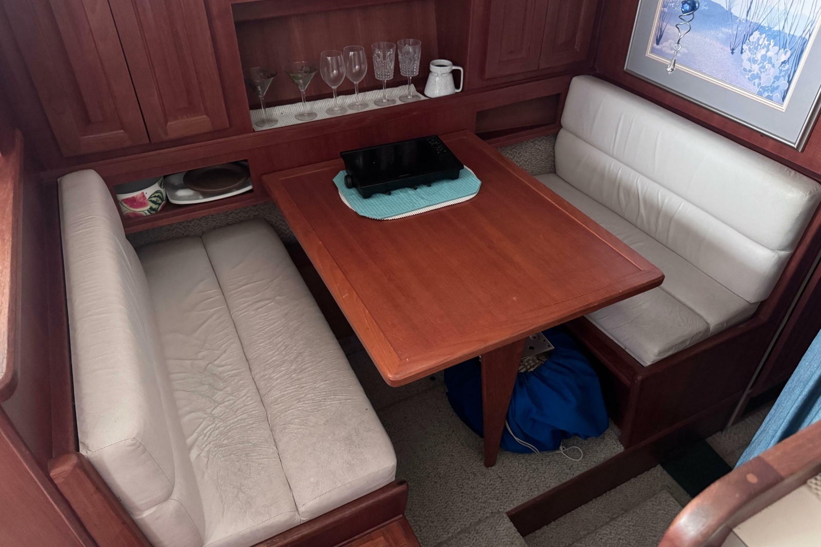 1992 Viking 35 Convertible