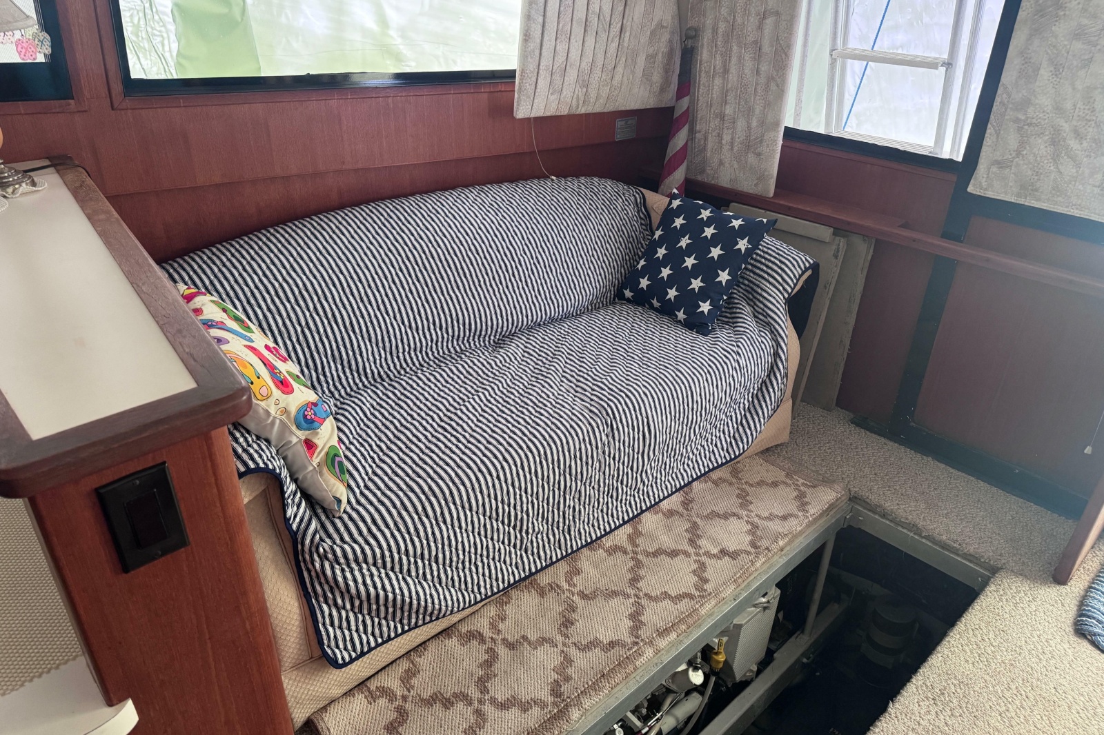 1992 Viking 35 Convertible