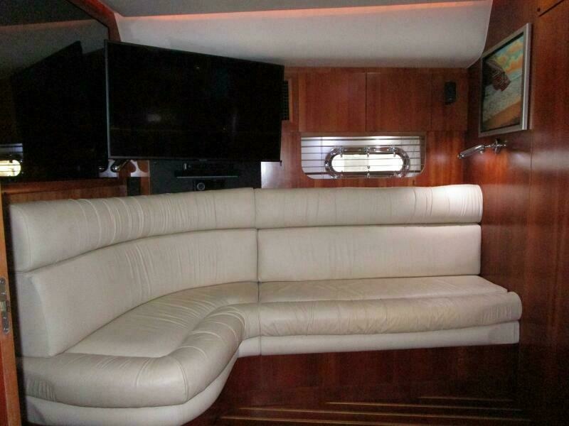 Starboard Side Settee