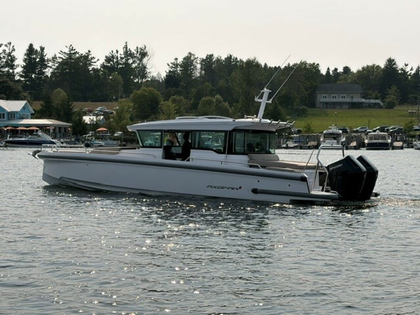 2024 Axopar 37 XC Cross Cabin