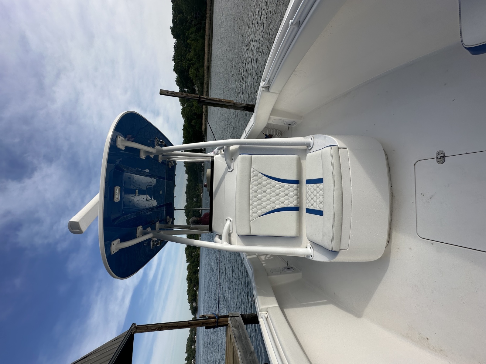 2020 Belzona 27 Center Console