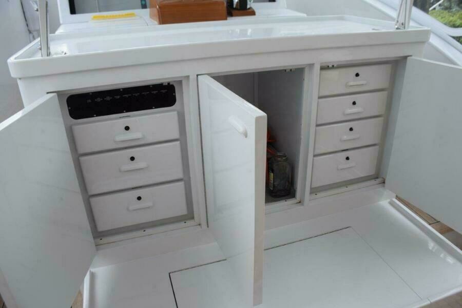Tackle Center And Pump And Light Switch Panel