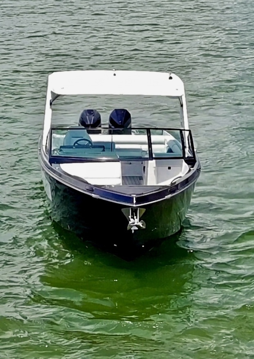 2022 Aviara AV32 OB