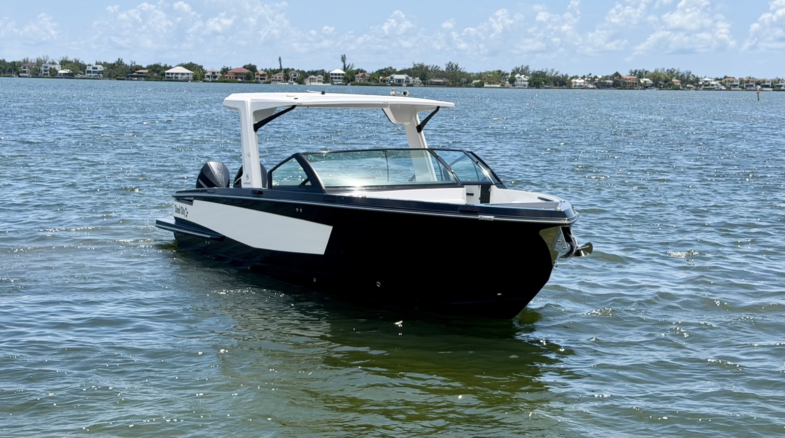 2022 Aviara AV32 OB