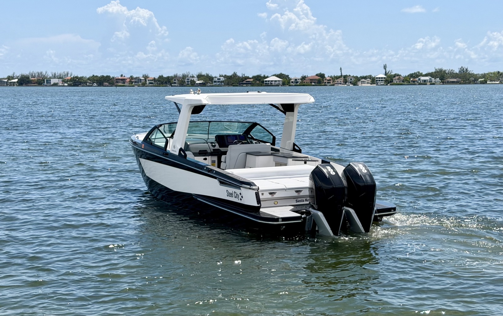 2022 Aviara AV32 OB