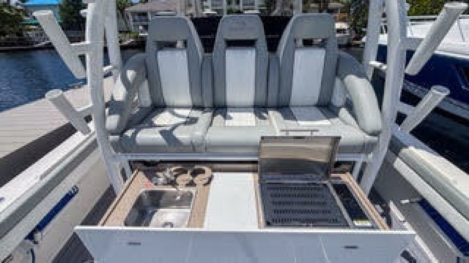 2022 Regulator 41