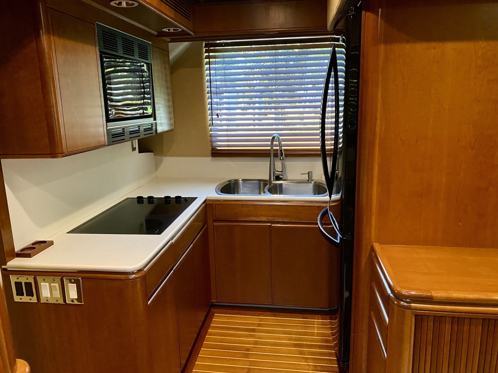 1986 Huckins 