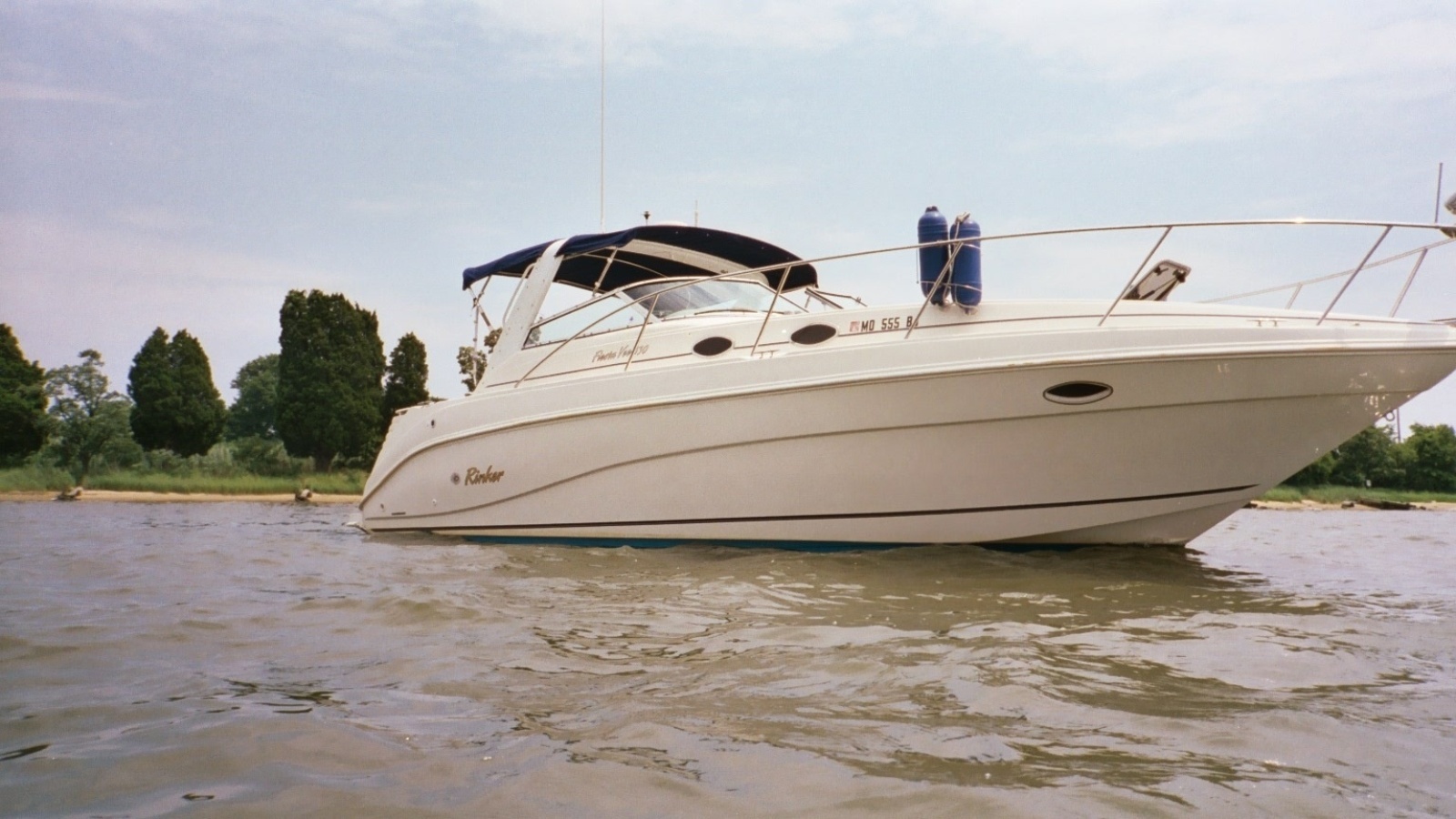 2000 Rinker 330 Fiesa Vee