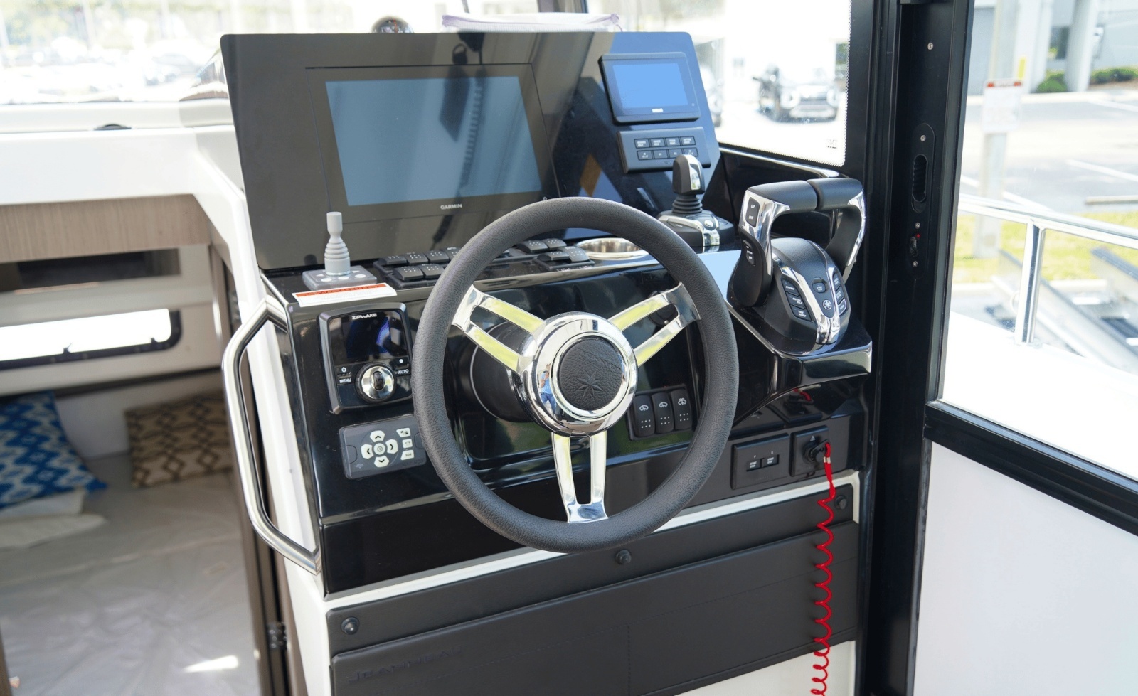 2025 Jeanneau NC 895 Sport S2