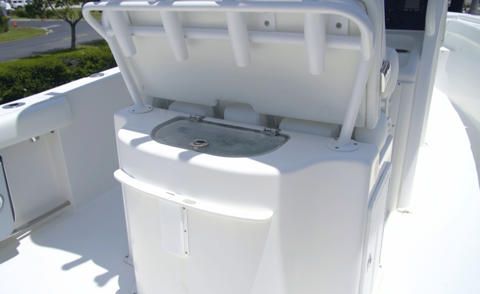 2018 Sea Hunt Gamefish 27CB