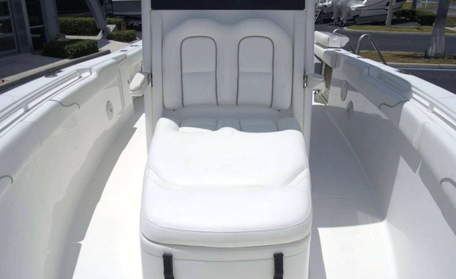 2018 Sea Hunt Gamefish 27CB