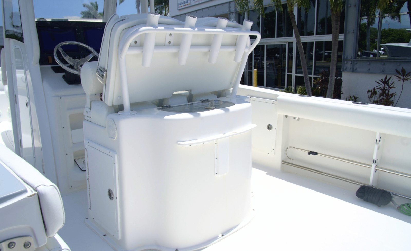 2018 Sea Hunt Gamefish 27CB