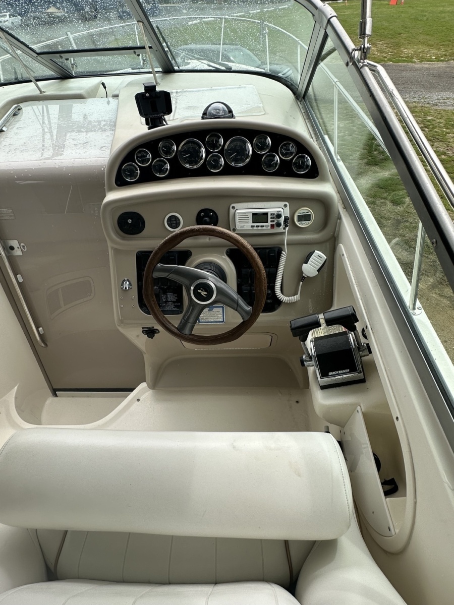 1998 Sea Ray 290 Sundancer