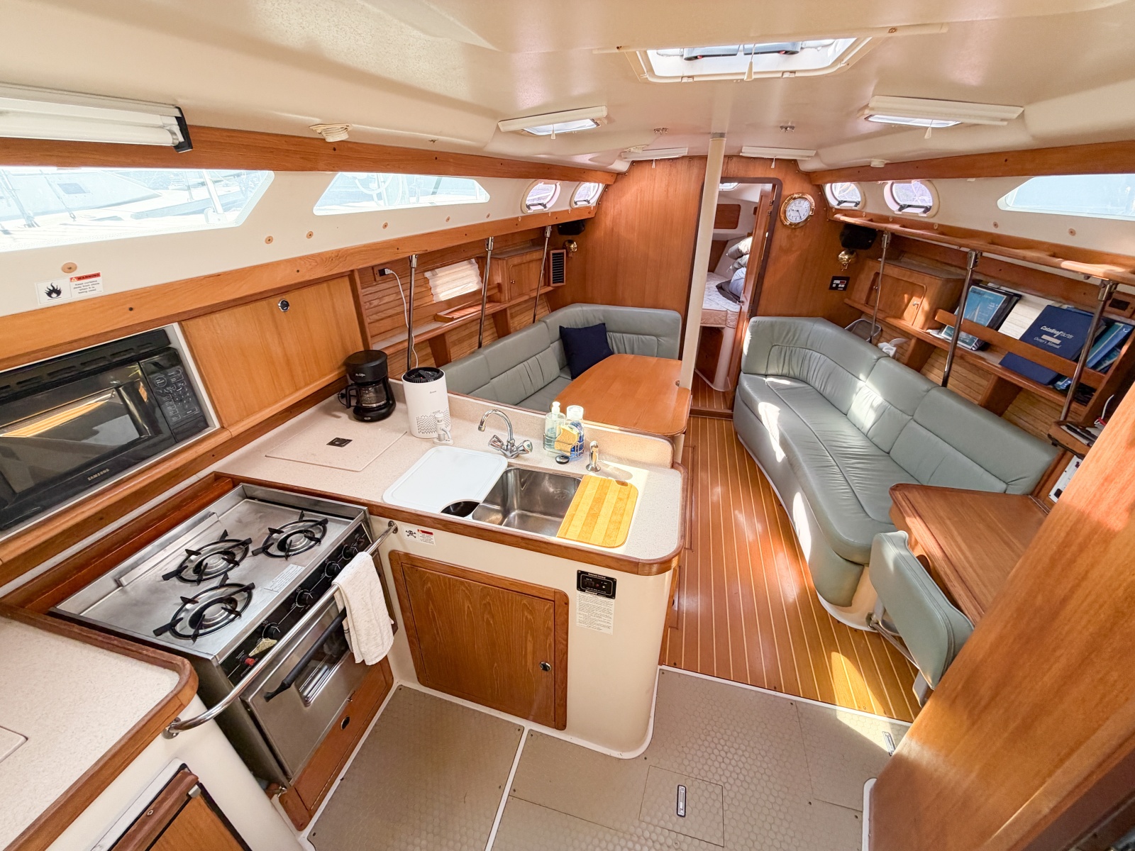2000 Catalina 380