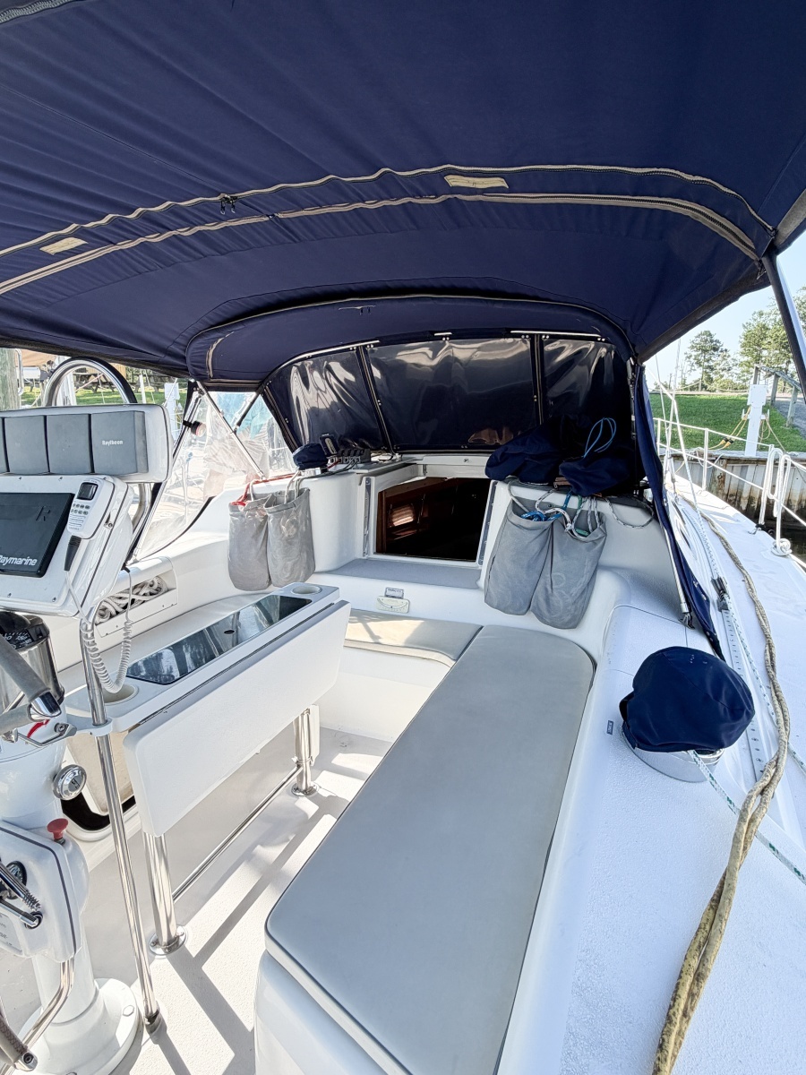 2000 Catalina 380