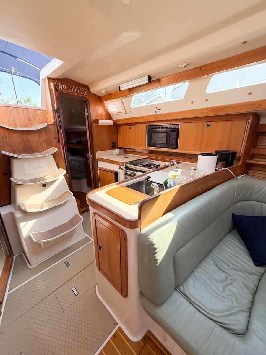 2000 Catalina 380