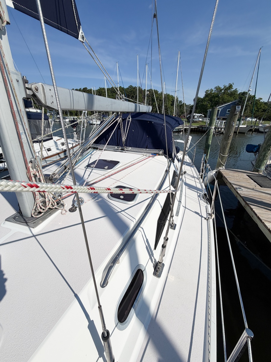 2000 Catalina 380
