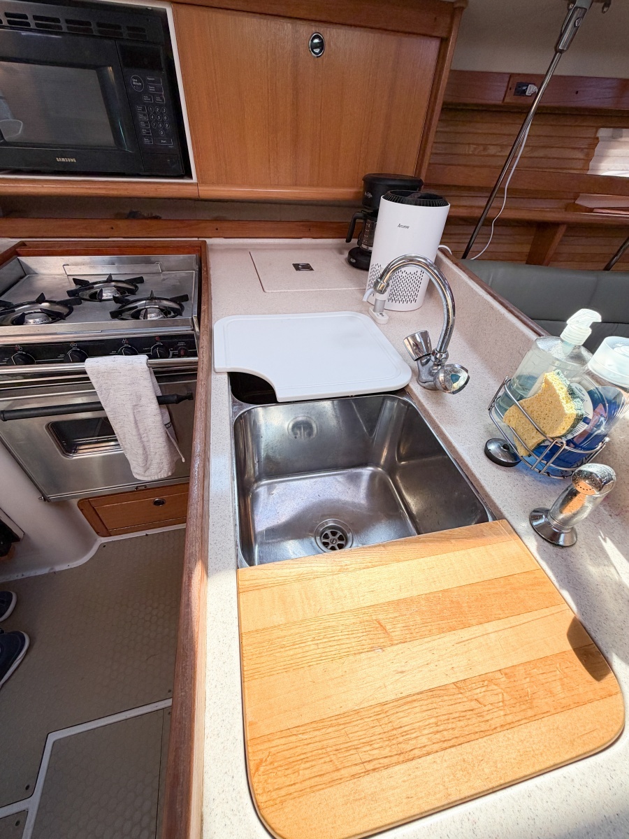 2000 Catalina 380
