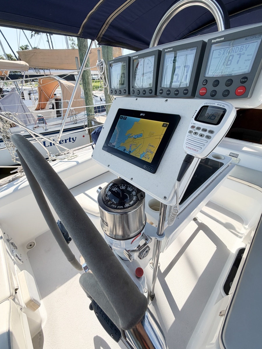 2000 Catalina 380