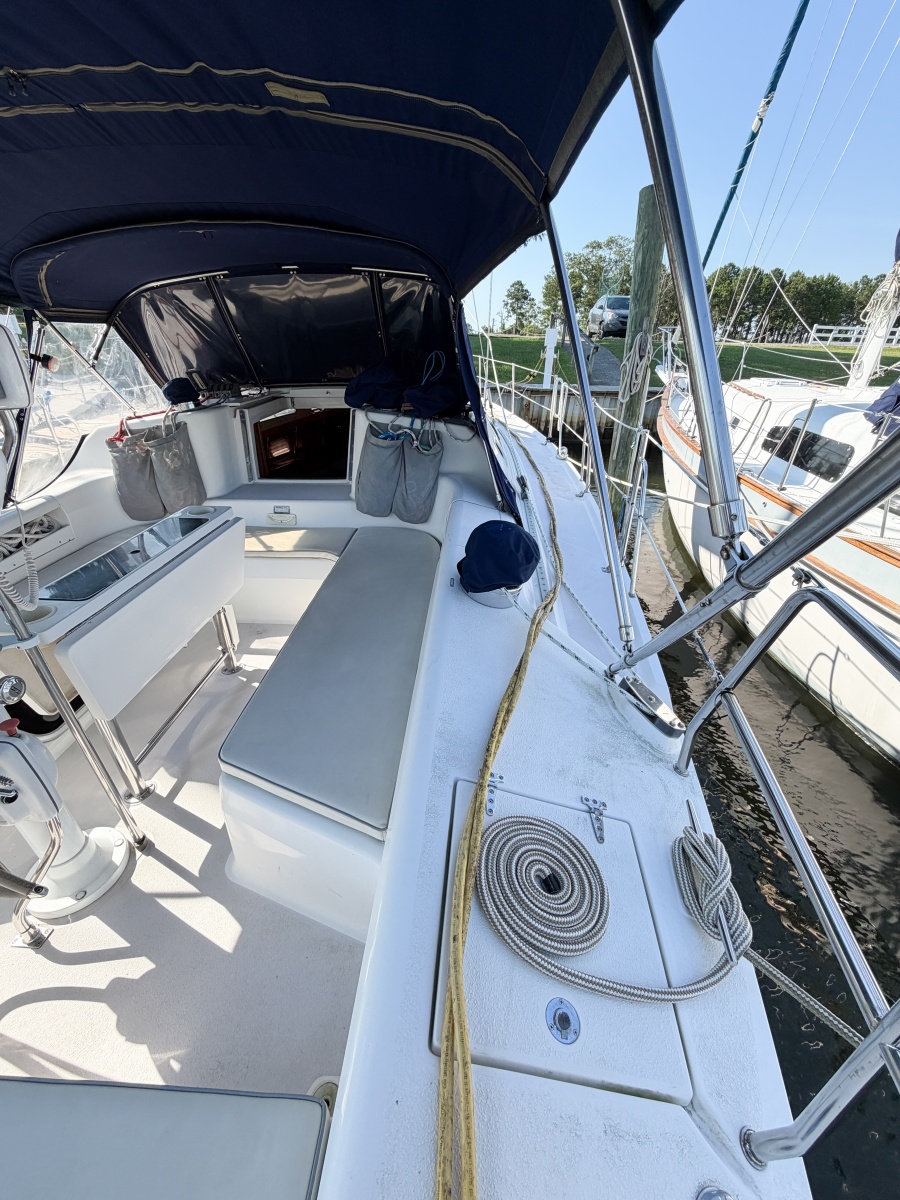 2000 Catalina 380