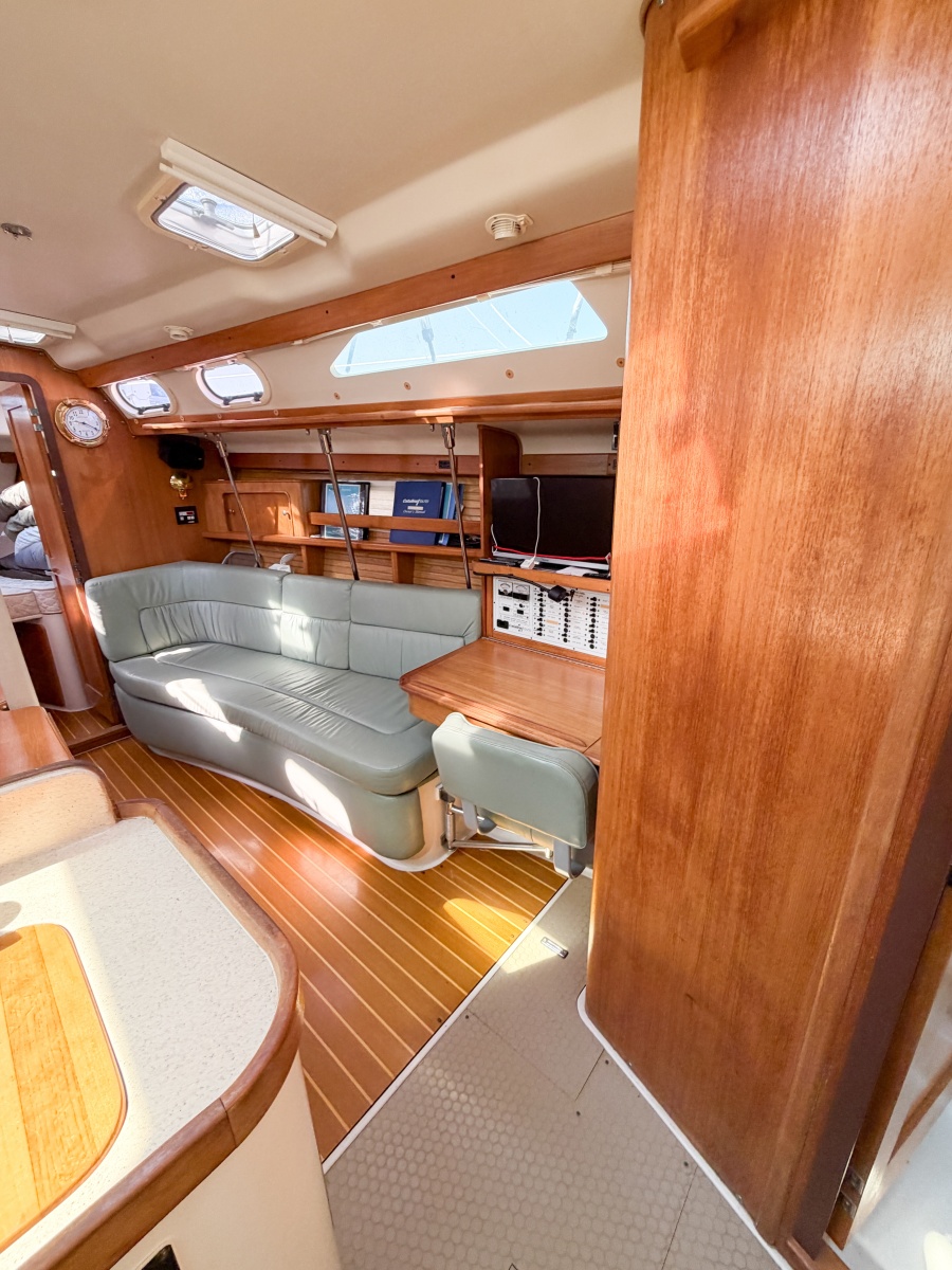 2000 Catalina 380