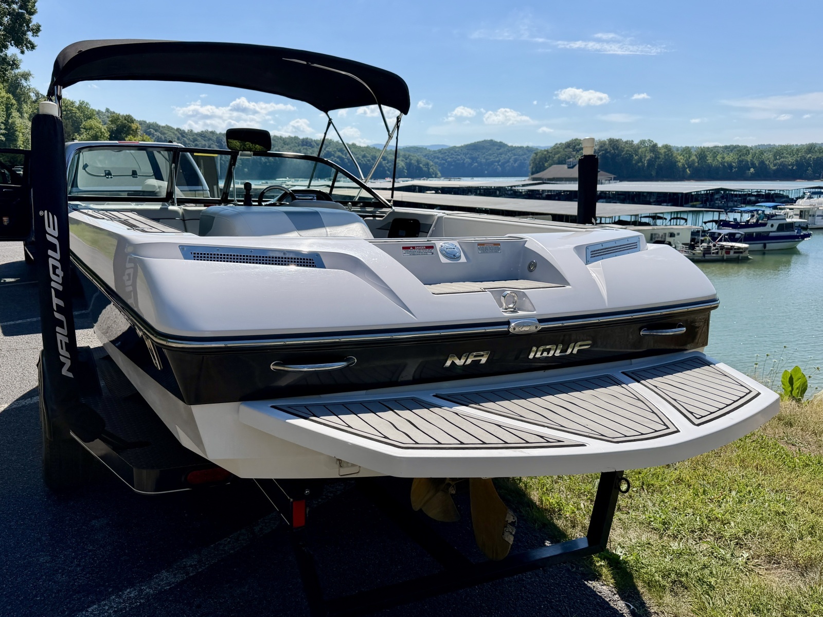 2011 Correct Craft Ski Nautique 200 OB