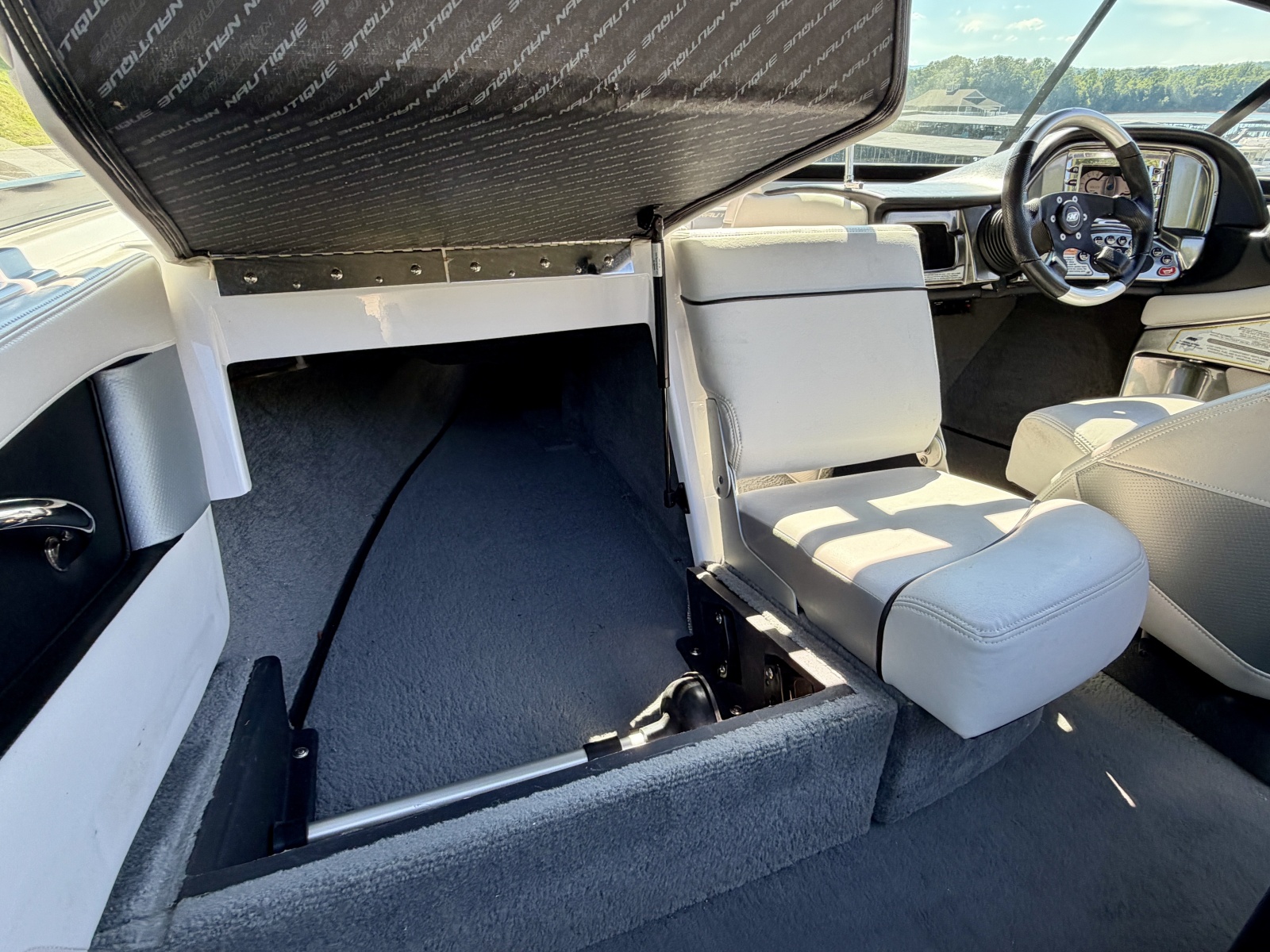 2011 Correct Craft Ski Nautique 200 OB