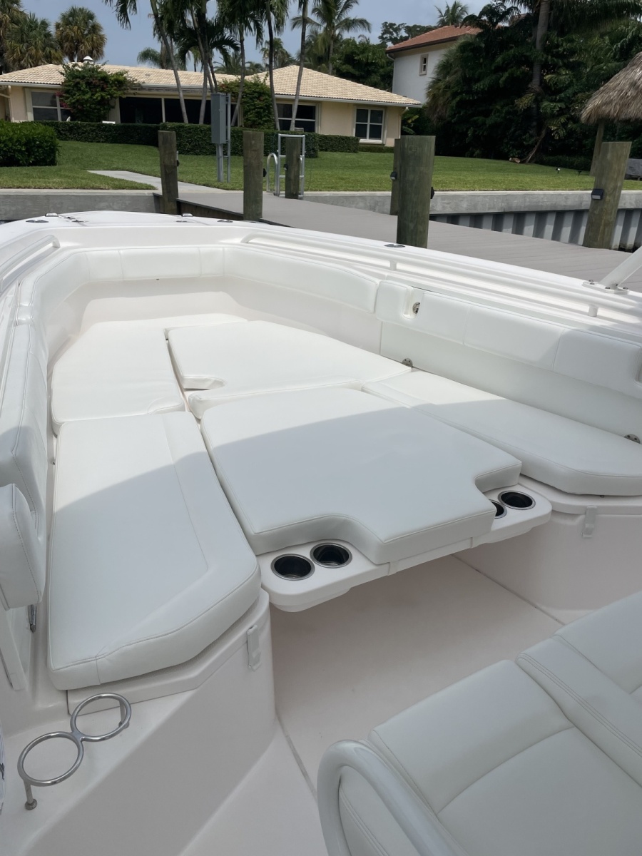 2015 Everglades 355CCX