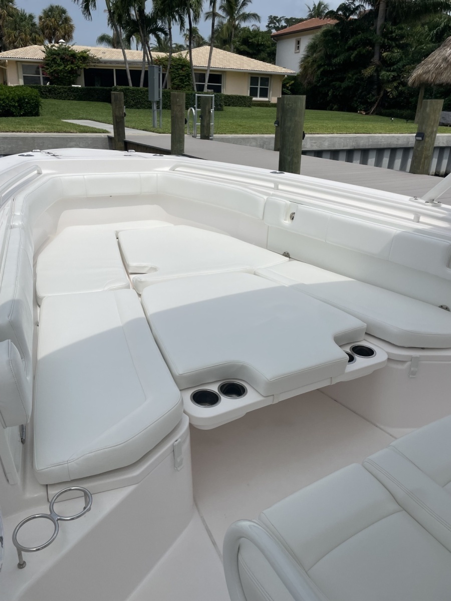 2015 Everglades 355CCX